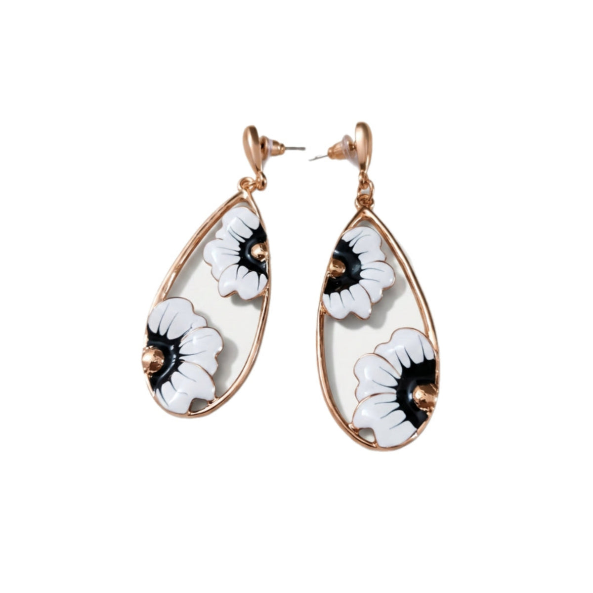 Druppelvormige Oorbellen met Zwart-witte Bloemenprint. Earrings by Tina